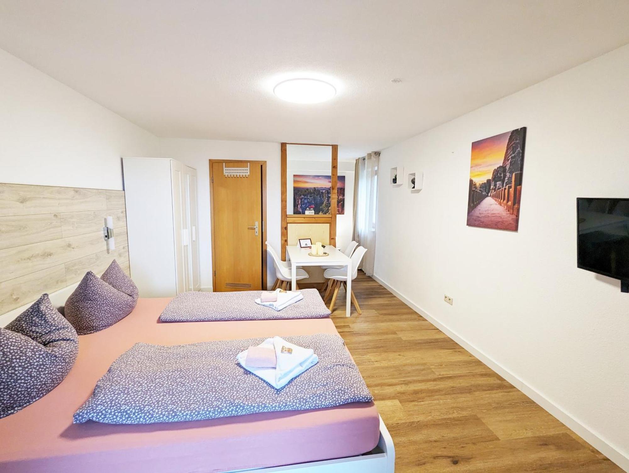 S2 - Urlaubsmagie - Am Wanderweg Mit Terrasse Apartment Sebnitz Bagian luar foto