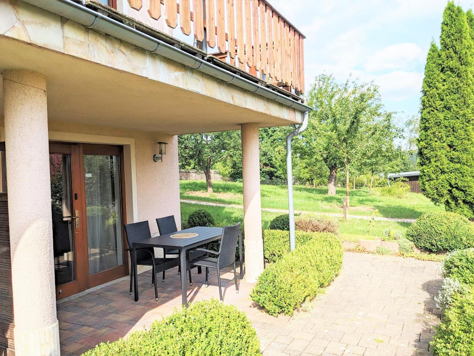 S2 - Urlaubsmagie - Am Wanderweg Mit Terrasse Apartment Sebnitz Bagian luar foto